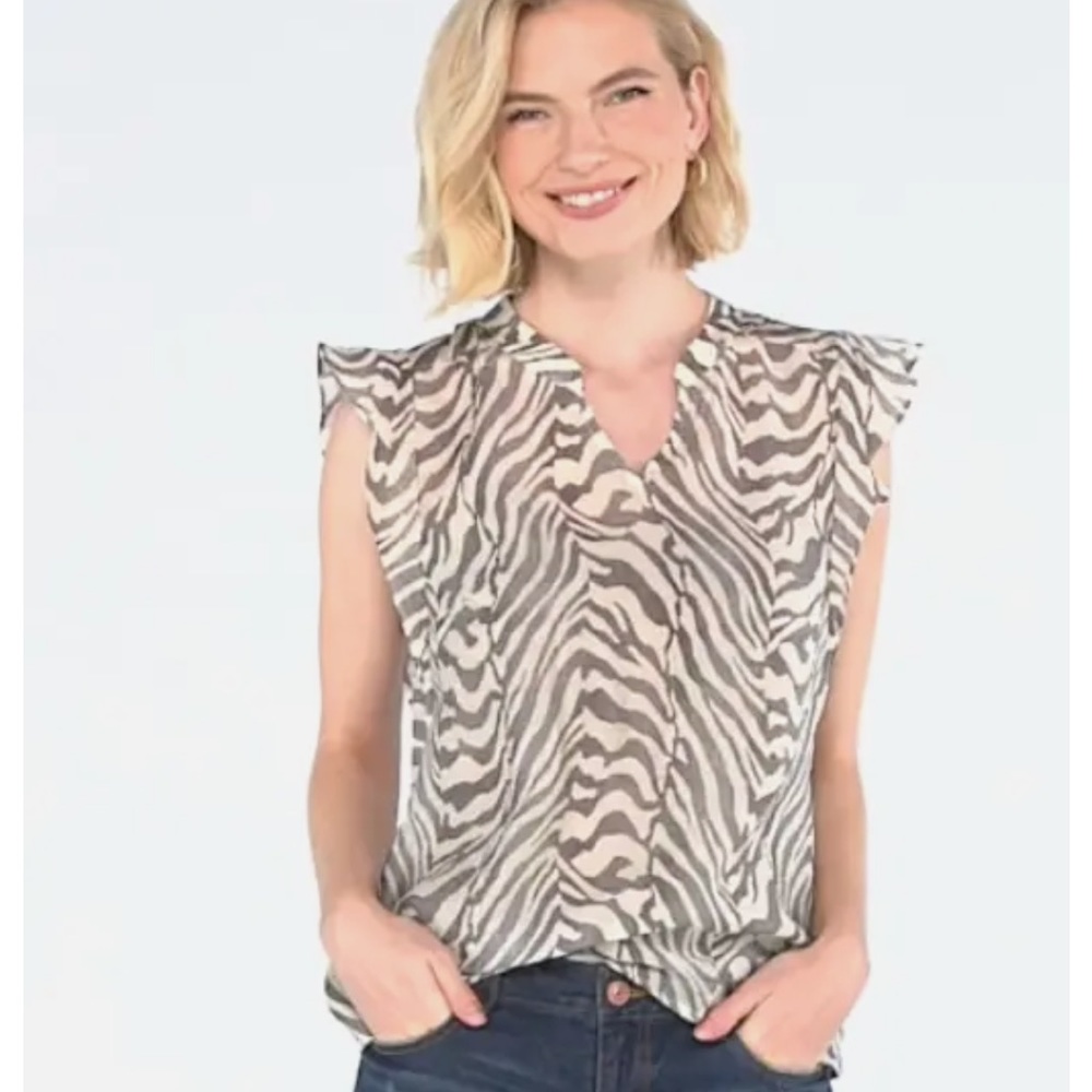 Cabi NWT Savanna Top Size small #4542 sheer zebra print fall 2023